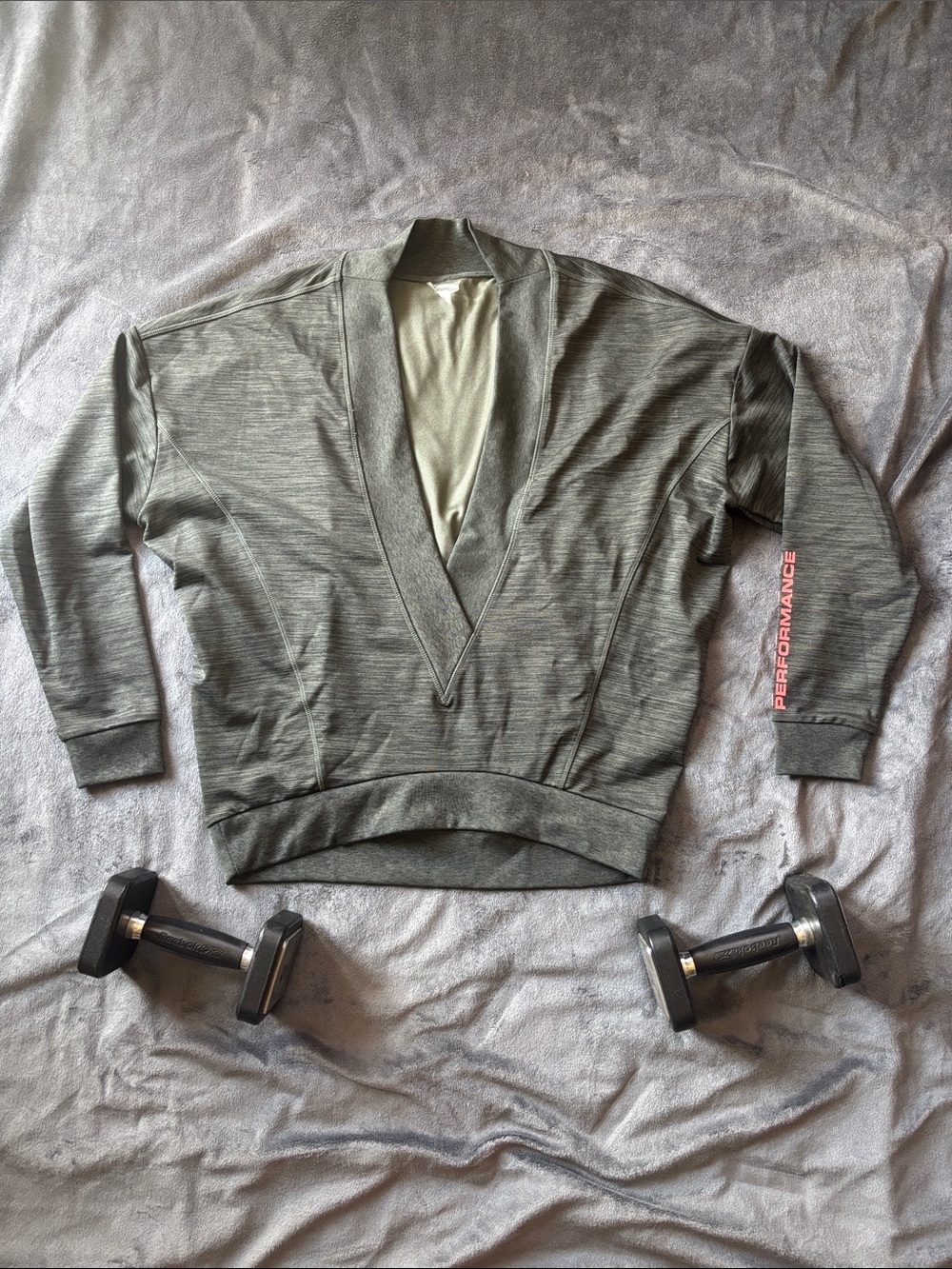 Skechers Olive Green V‑Neck Performance Pullover